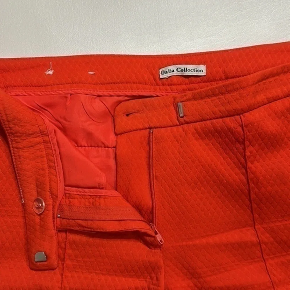 Dalia Collection Textured Diamond‎ Jacquard Slim Ankle Pants Red Women 10